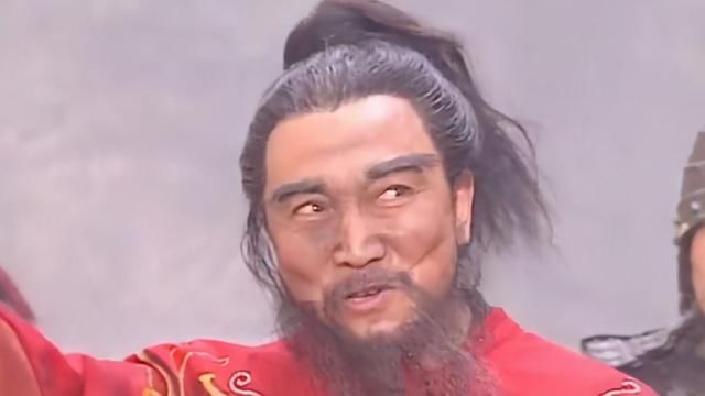 当得起|忠臣不事二主，庞德一个降将，凭什么当得起忠义二字？