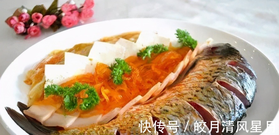 鱼块|不管炖啥鱼,记住3个烹饪技巧,鱼肉不腥不柴,很多人还不知道!