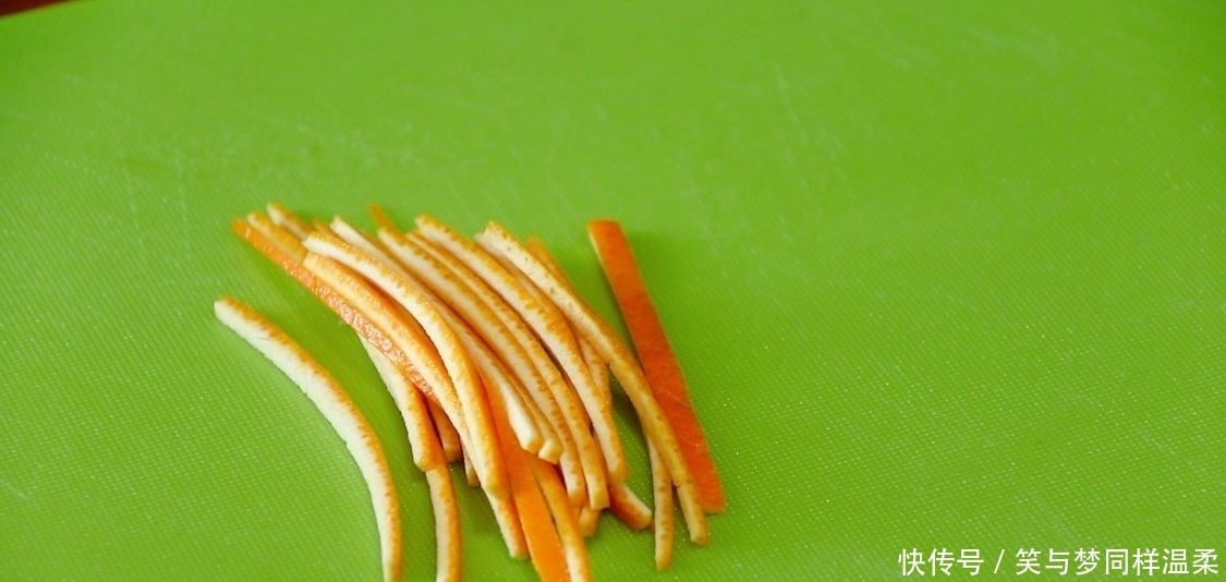 除夕夜吃年夜饭，做一道不一样的菜，吃着很香，家宴待客用得上