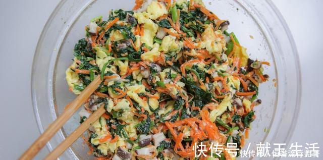 减肥|玉米面菜团子,不和面,不揉面,滚一滚就下锅,减肥也能管饱吃