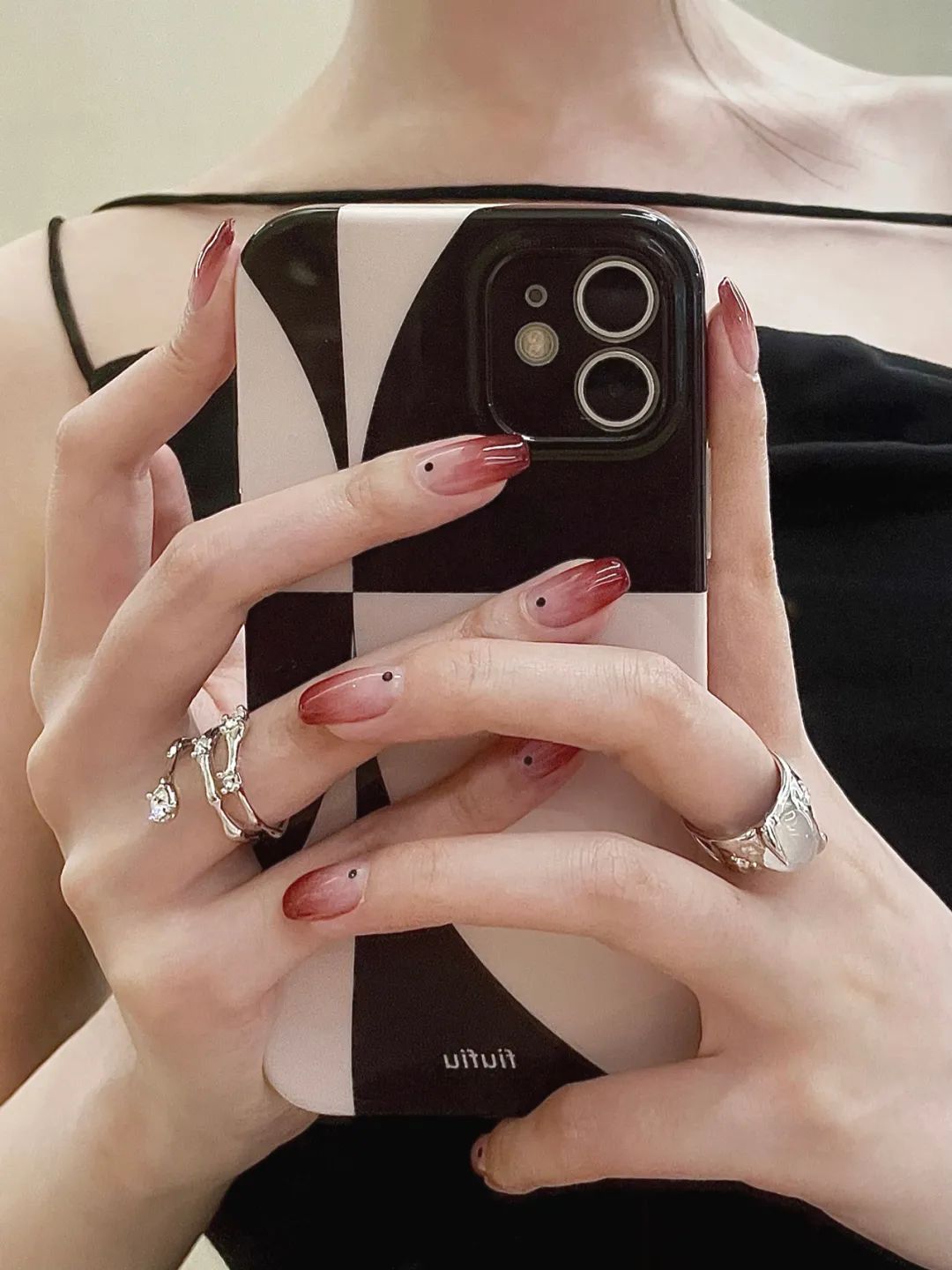 muun|100款Ins爆火的出游美甲，照着做刷爆朋友圈