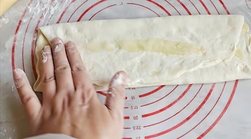  鱼头|秋冬这样吃，菜饭一锅出~鱼头泡饼