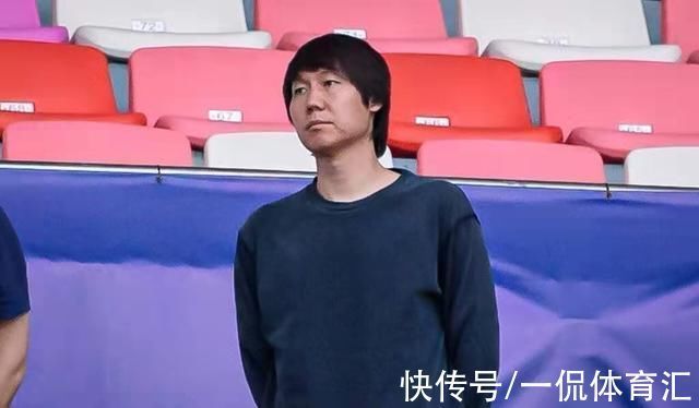 李铁|国足功勋教练怒批李铁中日之战应该早上归化,引发热议