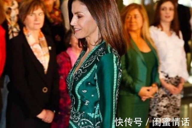 莱蒂齐亚|西班牙王后发型少女感十足,2个辫子抢了镜,该给造型师加鸡腿了