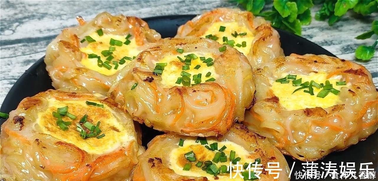 鸡蛋|2个鸡蛋，5个土豆，创意早餐新吃法，上桌就光盘