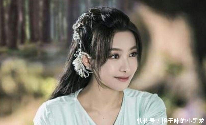 《琉璃》《有匪》已被拉下马,又一神作强势崛起,9.8分创造巅峰