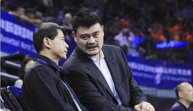 最強(qiáng)陣容|CBA焦點(diǎn)之戰(zhàn),姚明王芳前來觀戰(zhàn),結(jié)果,兩支球隊(duì)都不給面子