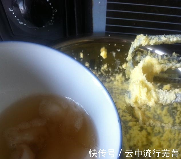 咸甜|咸甜相交的香葱曲奇,葱香浓郁、做法简单,换一种口味尝尝吧!