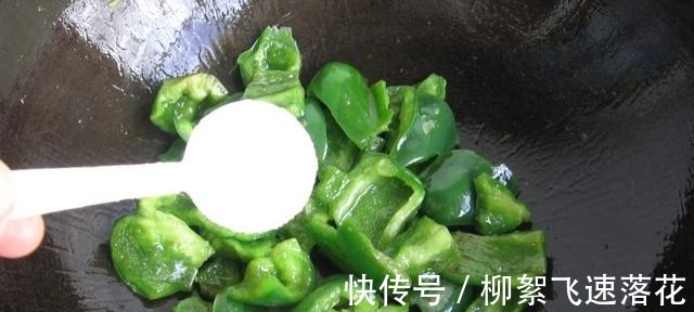 减肥成功|减肥的时候炒一盘吃，无负担的小炒菜，低脂还营养！