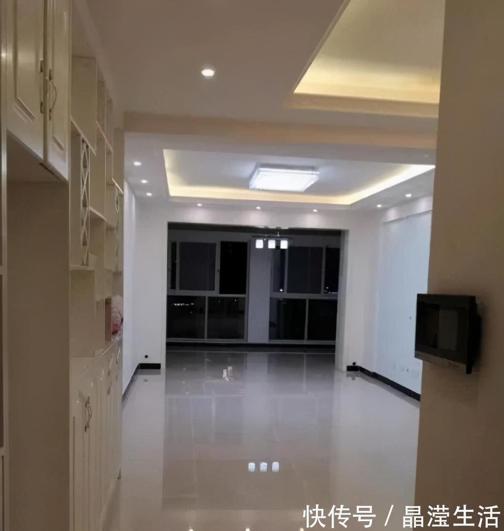 电视柜|入住新房半年,先后购买8样“鸡肋”家具,不实用还占空间,心碎