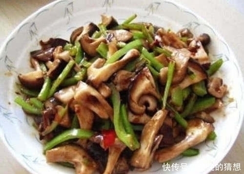 香菇|香菇和此物一起炒,每天炒一盘,赶走癌细胞,燃烧脂肪,越吃越瘦