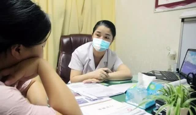 黄大爷|67岁“超高龄妈妈”产女后续,女儿成为小网红,夫妻俩人气爆棚