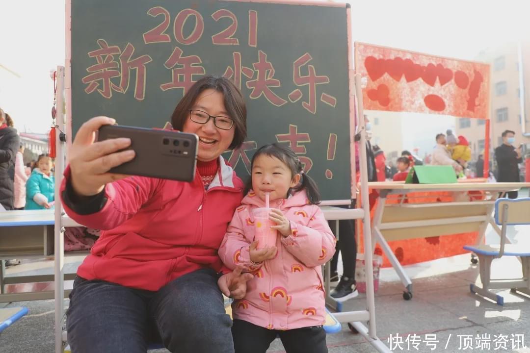 快来看,商城实验幼儿园里也有新年“庙会”