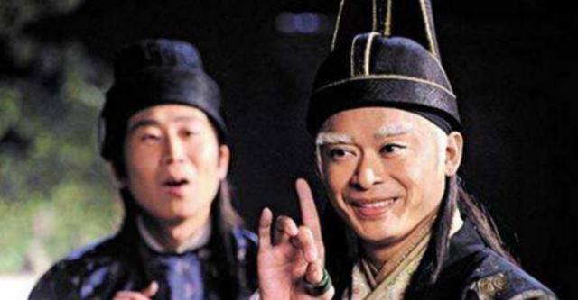 身边|古时候皇宫里太监其实根本不识字,那是怎么宣读皇帝的圣旨