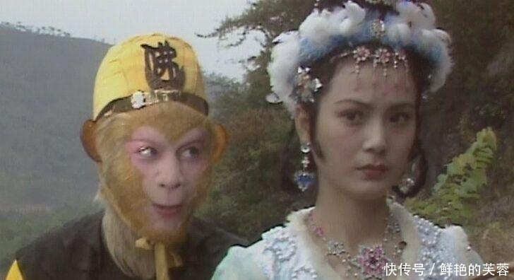 难怪牛魔王2年不回芭蕉洞,你看看玉面狐狸身上有啥东西?