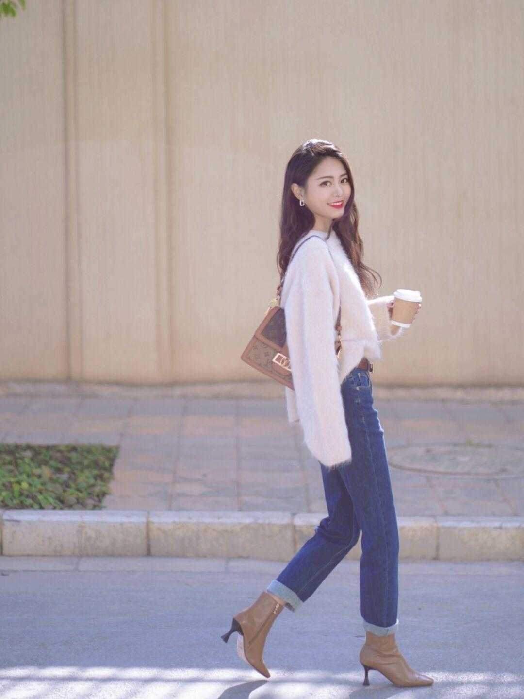 腿型 马丁靴千万别搭这“两”条长裤,暴露腿型瑕疵不说,还缺乏时尚感