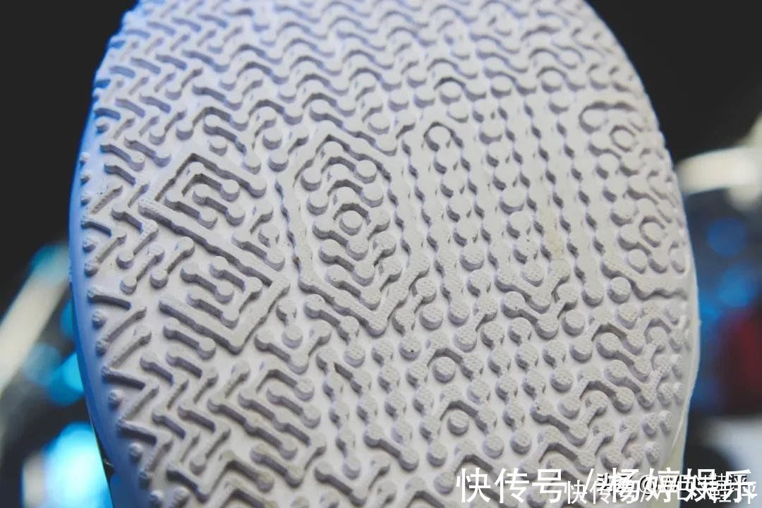 鞋面 发售699设计用料很良心!音速9会成为另一款学生党利器吗