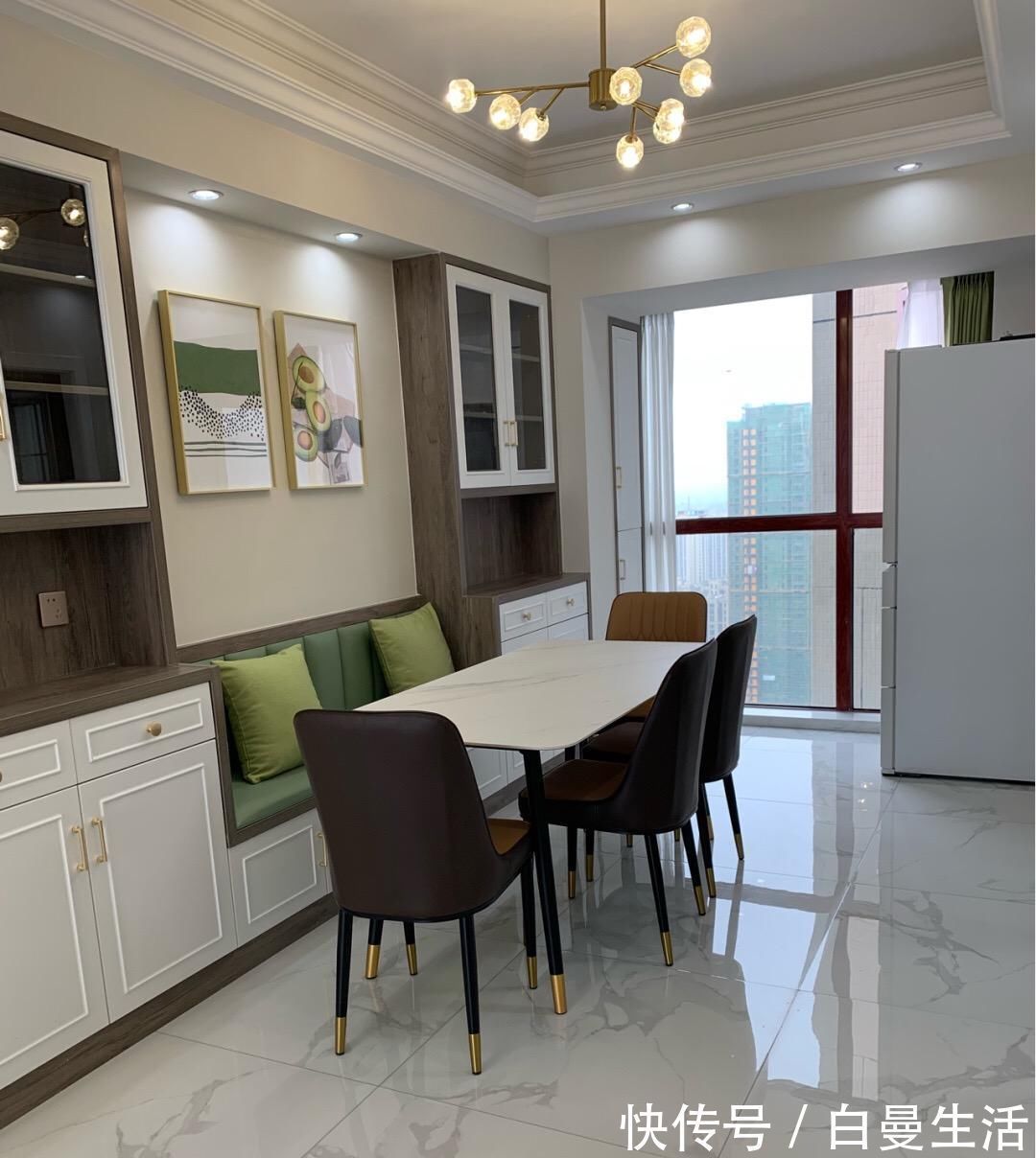 屋主|花了四个月终于完工,普通的装修,餐厅设卡座很实用,太聪明了