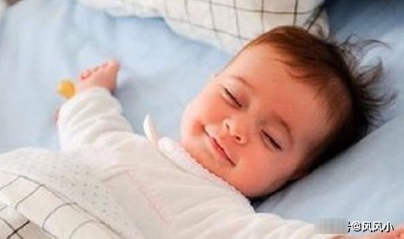 宝宝|宝宝有个动作会的越早，将来就越聪明，你家宝宝有吗？