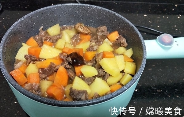 补充蛋白质|手把手教你家常版炖土豆,软烂鲜香,汤汁鲜美,好吃又下饭!