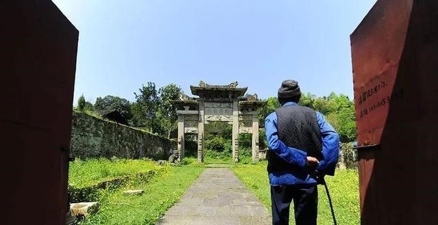 西子湖畔,唐崖这个传奇故事感动许多观众!