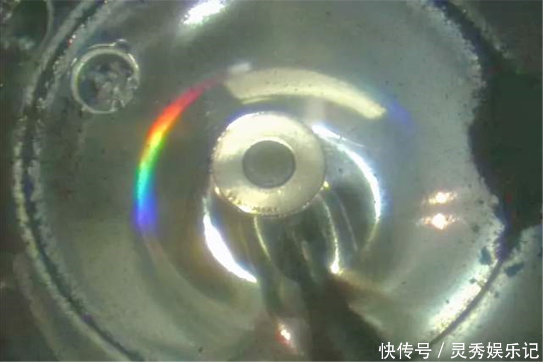 嫦娥五号带回月球样本,日本隼鸟二号密封舱打开,仅有0.1克!