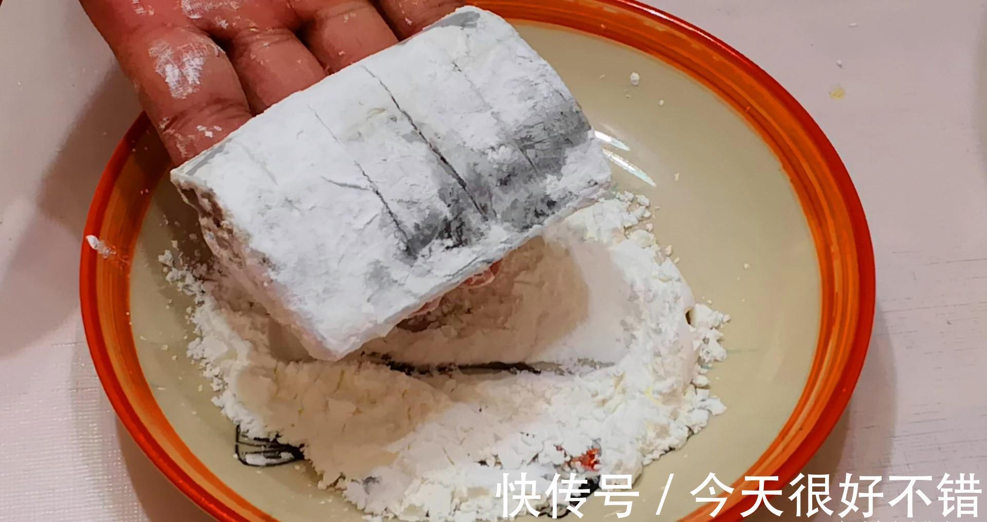 晓峰|炸带鱼时,最忌直接下锅炸,牢记2点,带鱼外酥里嫩,不腥不腻