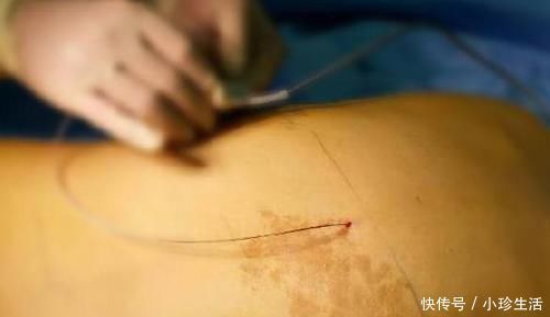 衣物|阳台这么设计,既不影响晾衣服,还能作为休闲区!太聪明了