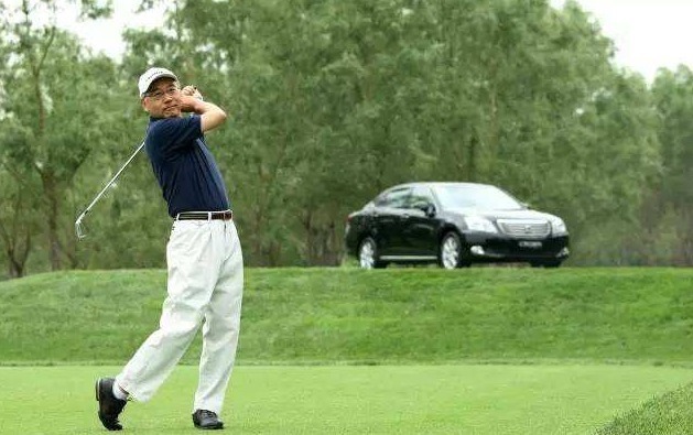 懒习惯|男人越“懒”越长寿人过50,坚持3个“懒习惯”,或能多活20年