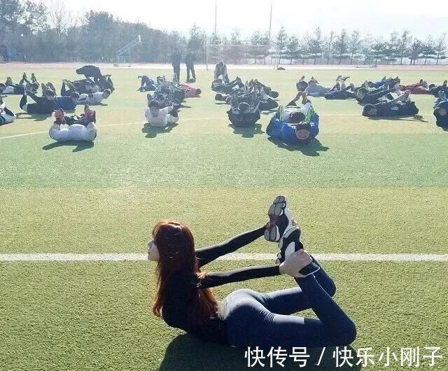 打底裤 打底裤展现时尚穿搭显魅力,穿出女神范