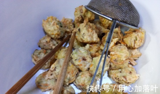 荤菜吃了会长肉，自制素丸子，依旧很美味！