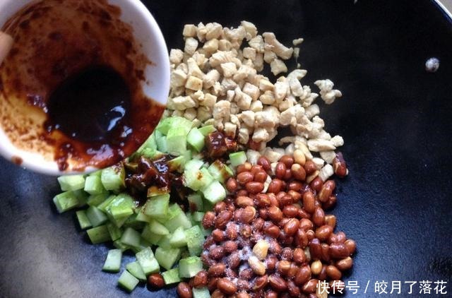 下锅|在家炒猪肝,可不要洗碗直接就下锅了,里面寄生虫,病菌处理不净