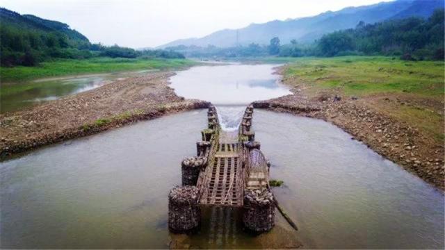 鱼梁|非常舒服的捕鱼方式,已有3千多年的历史,却还是非常好用!
