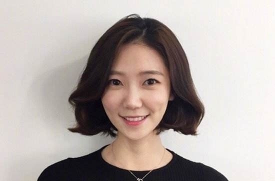 减龄 40岁的女人一定要注重发型,试试这几种,不仅舒服还“减龄”