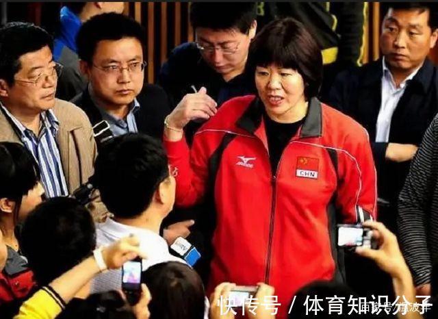 郎平|天才选手张锦文因抢花洒与大妈撕打,郎平直言:我在女排永不要她