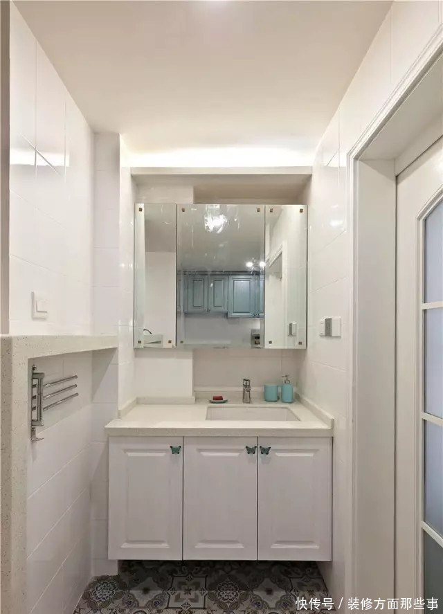 玄关|55平北欧风一居室,色调就像春天刚来时的样子,自然而灵动