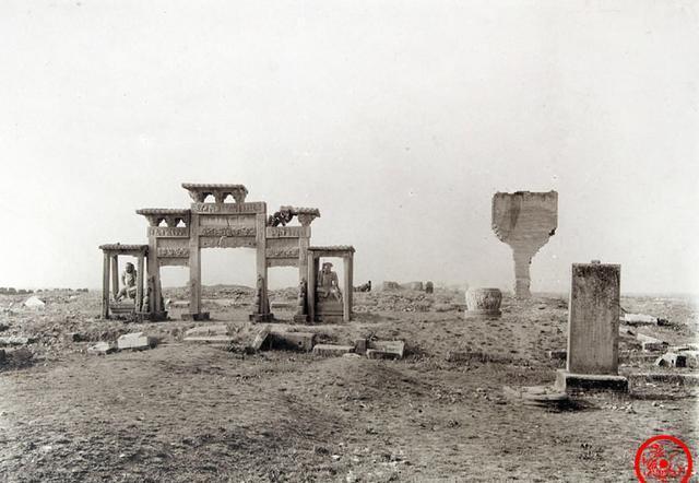 当街|清末老照片：慈禧太后在颐和园赏雪，八国联军当街欺辱妇女