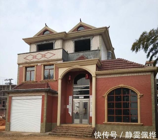 双拼别墅|农村兄弟建房，是30万建双拼还是分开单独建看看这2套案例咋说
