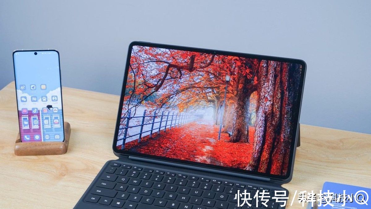 色域|是笔记本也是平板，华为MateBook E一本多用太方便