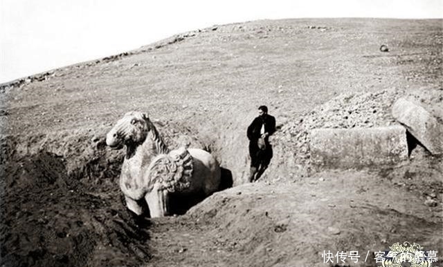 祁连山|百年前的霍去病墓老照片：外形似祁连山，图5“马踏匈奴”很霸气