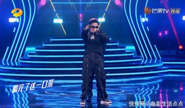 《百变大咖秀》刘耀文模仿刘德华太尴尬,张海宇沈凌全场最佳!