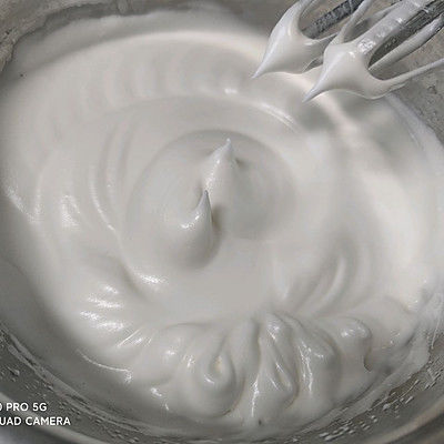 黑芝麻戚风蛋糕