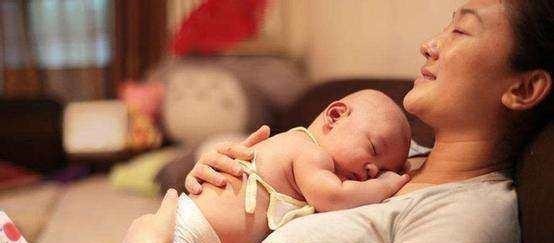 小宝宝|产后婆婆做的月子餐,我吃哭了,老公骂我矫情,体验一天后他哭了