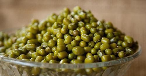 紧致|海带和它一起煮，隔三差五吃一次，排出黑臭宿便，身形紧致又苗条