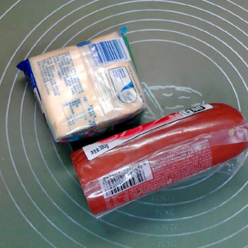 迷你香葱芝士火腿小方包,葱香浓郁,味道不错哦