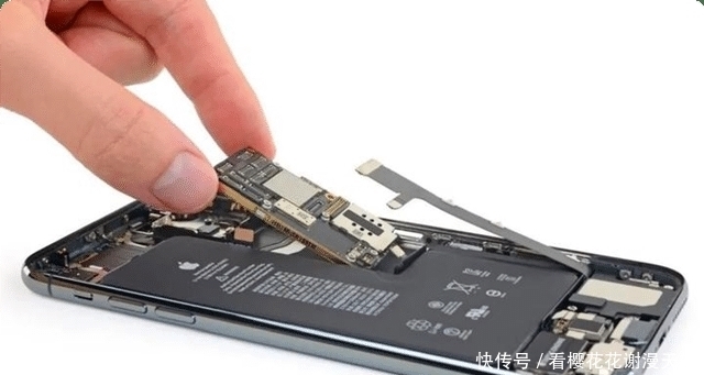 有望|iPhone13将采用软板电池技术,电池低续航诟病有望被终结