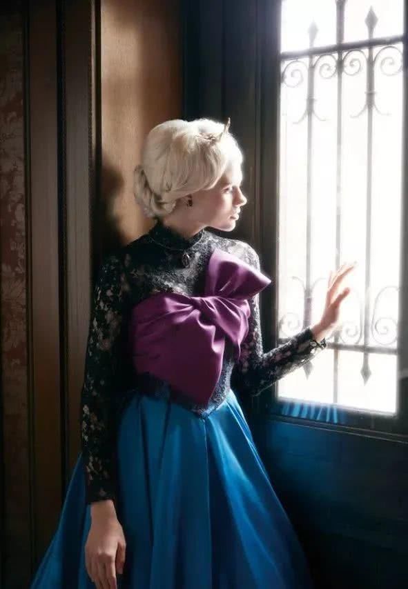 把冰雪奇缘做成婚纱这些迪士尼公主穿的婚纱裙也太好看了