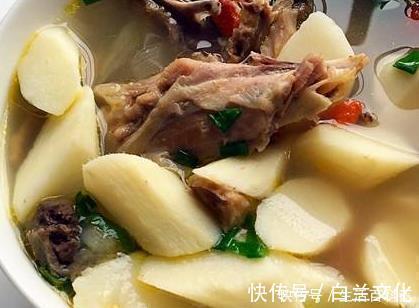 婴幼儿|汤鲜味美,好吃到连汤汁都不剩,适合孩子吃的养生菜,健脾养胃