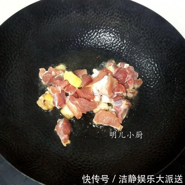 土豆|土豆和它一起炒,是肠道“通便器”,隔三差五吃,排出肠道臭宿便