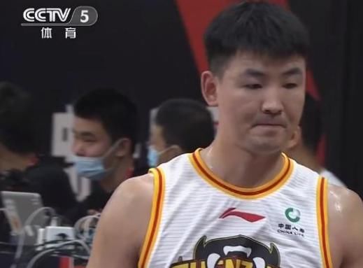 篮板|分析:从落后11分到赢16分，广东队战胜深圳豪取6连胜靠的哪几点